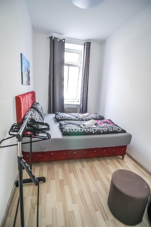 Private Room In Shared Apartment Pr3 Vienne Extérieur photo